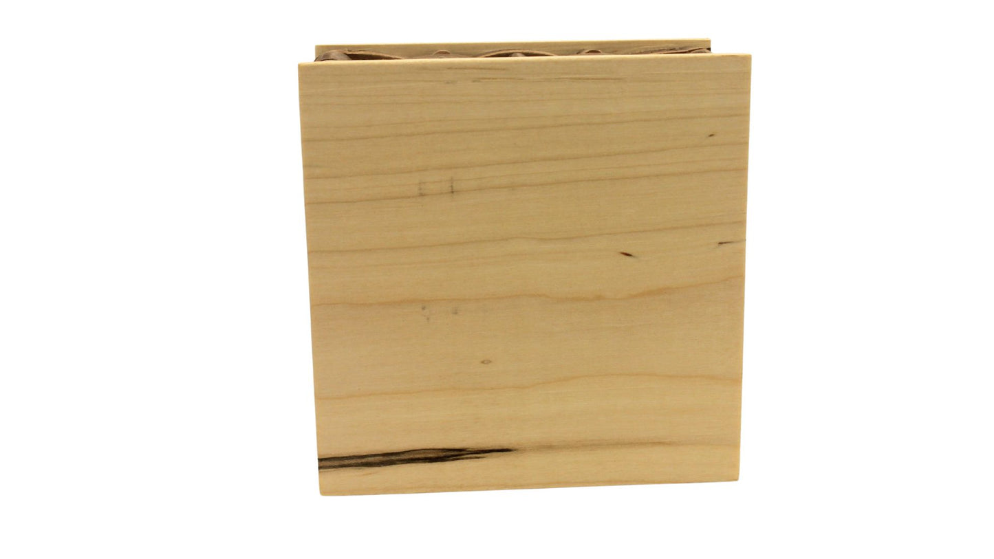 Square weave box