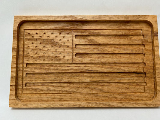 Oak flag catchall tray