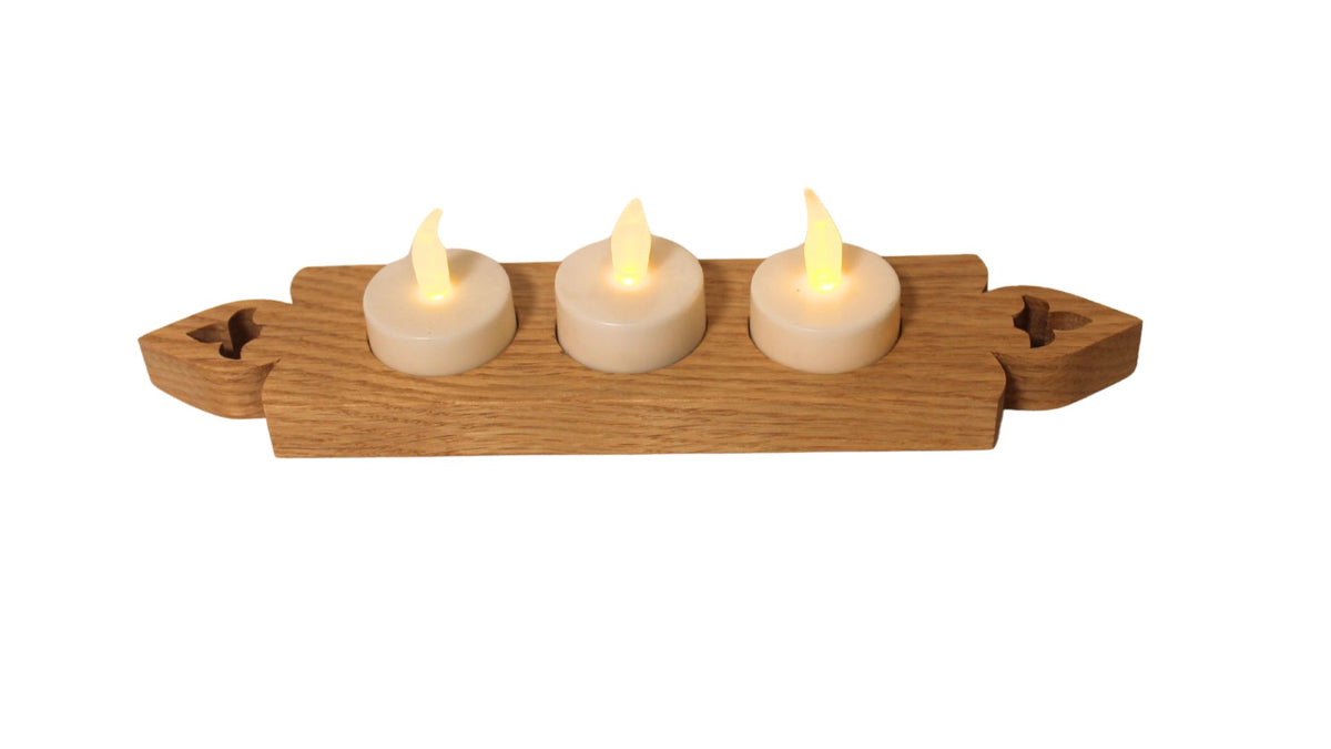 Candle holder with three electric candles